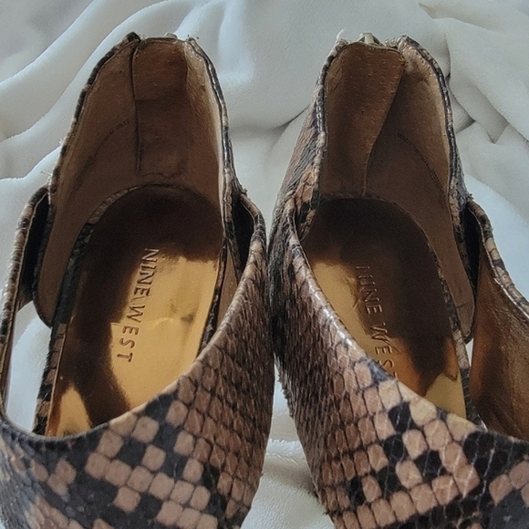 Nine West Platform Snake Stilettos 8 - Picture 5 of 8